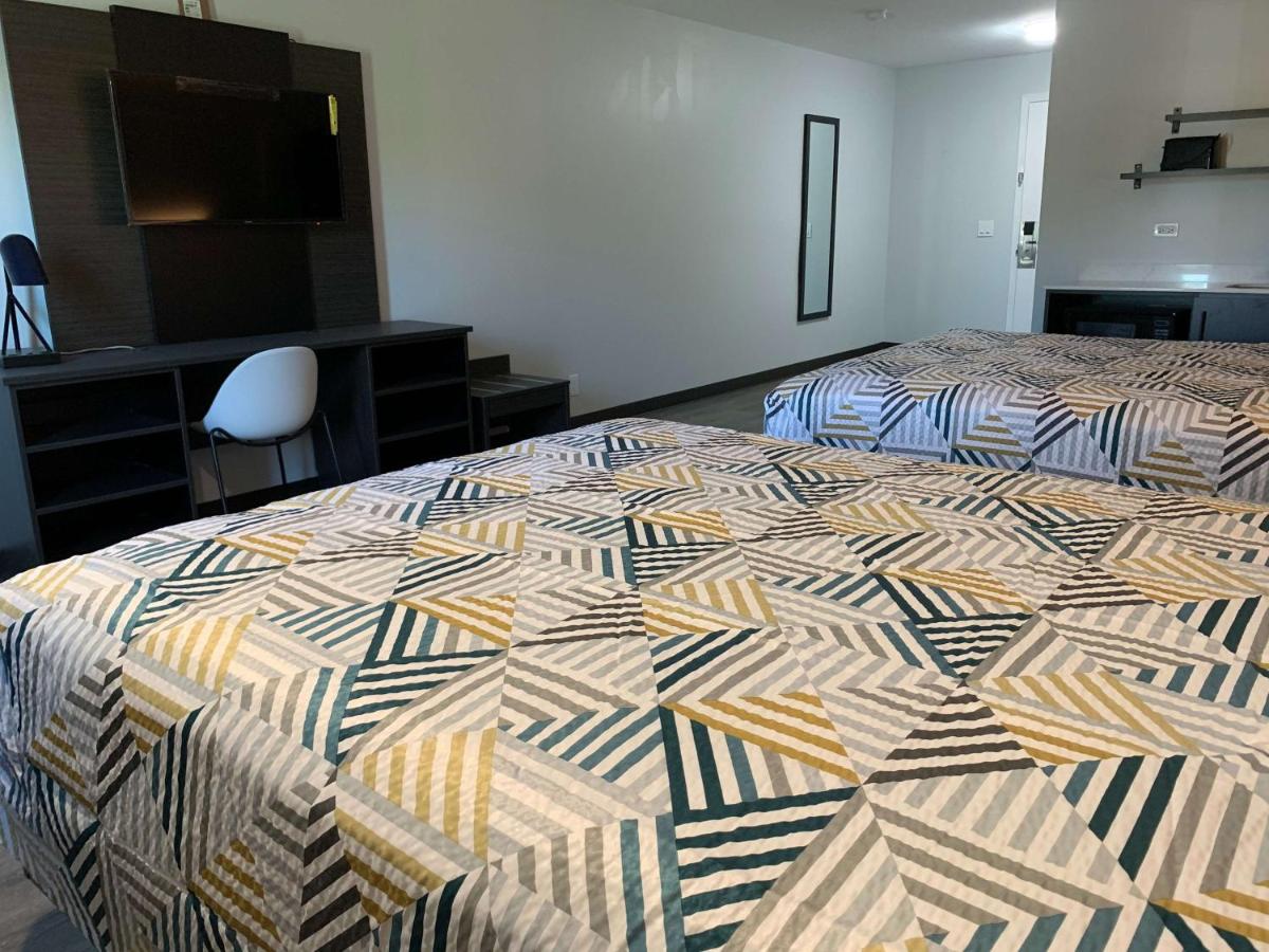 Popular attractions Area Nearby Property